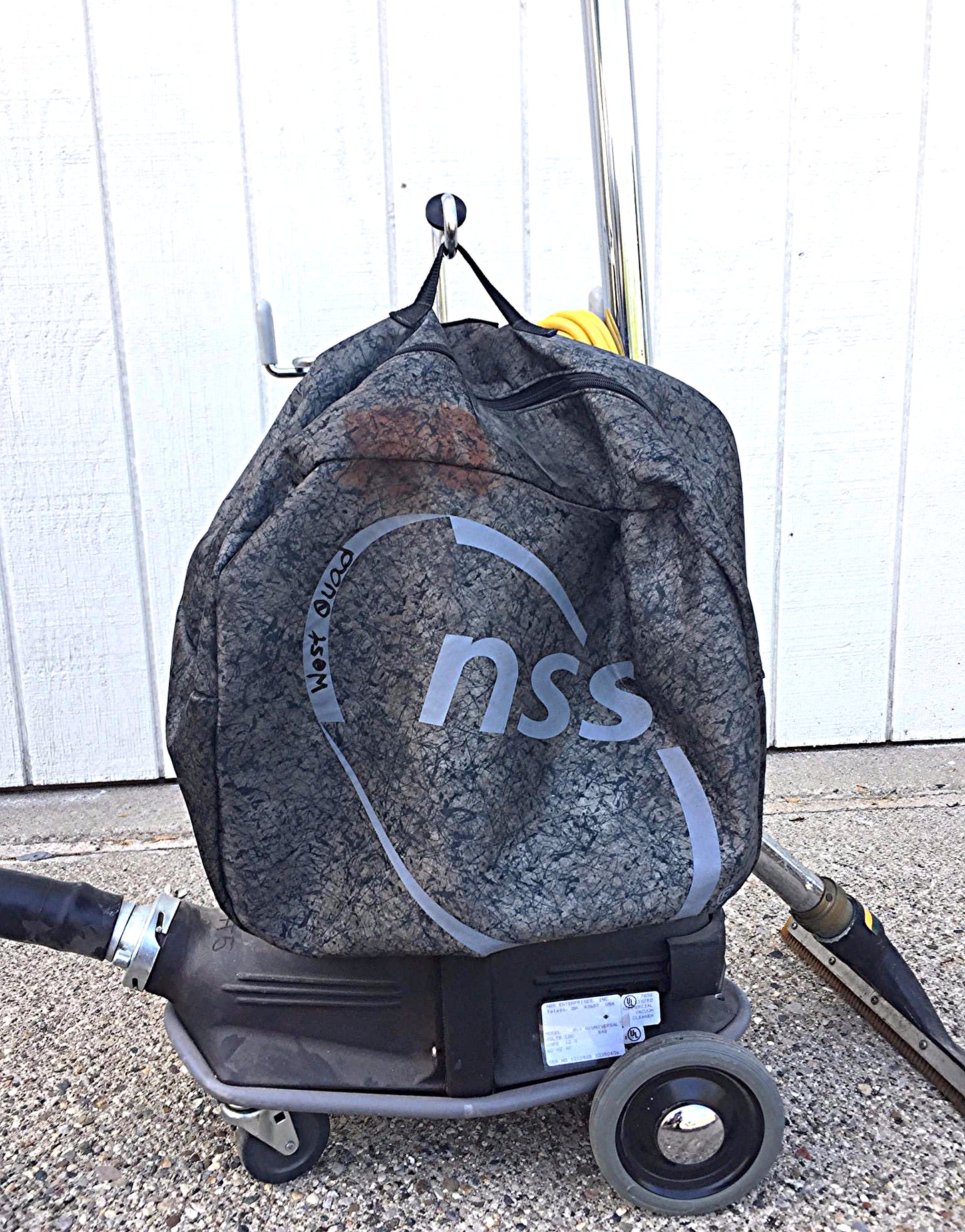 NSS M-1 PIG PORTABLE COMMERCIAL HEAVY DUTY VACUUM CLEANER WATCH VIDEO FREE SHIP