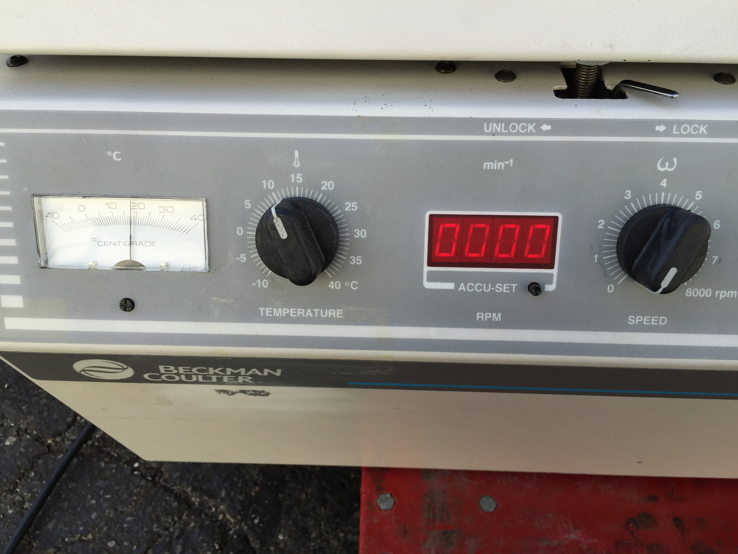 BECKMAN COULTER ALLEGRA R6 CENTRIFUGE w/ GH-3.8 Rotor & Buckets