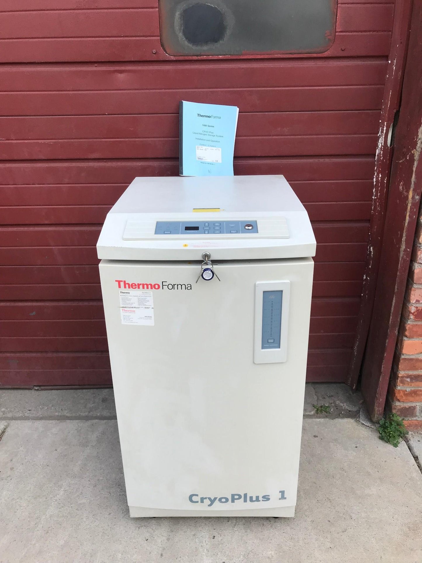 THERMO SCIENTIFIC 7400 CRYOPLUS 1 LN2 CRYO STORAGE TANK 90DAY WARRANTY FREE SHIP