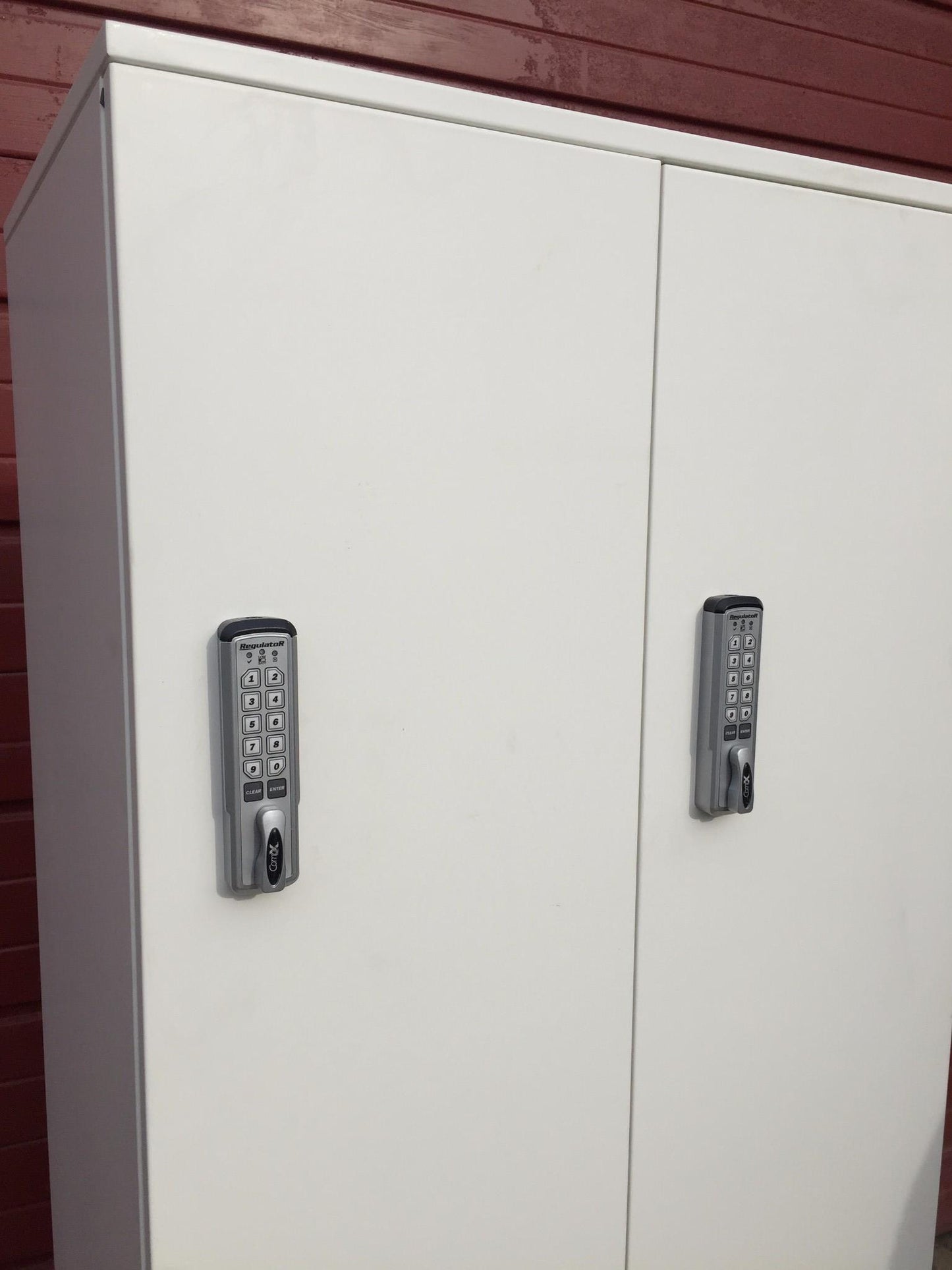 HOSPITAL ELECTRONIC KEYLESS LOCKER CABINET CompX REGULATOR LOCK CLOSET FREE SHIP