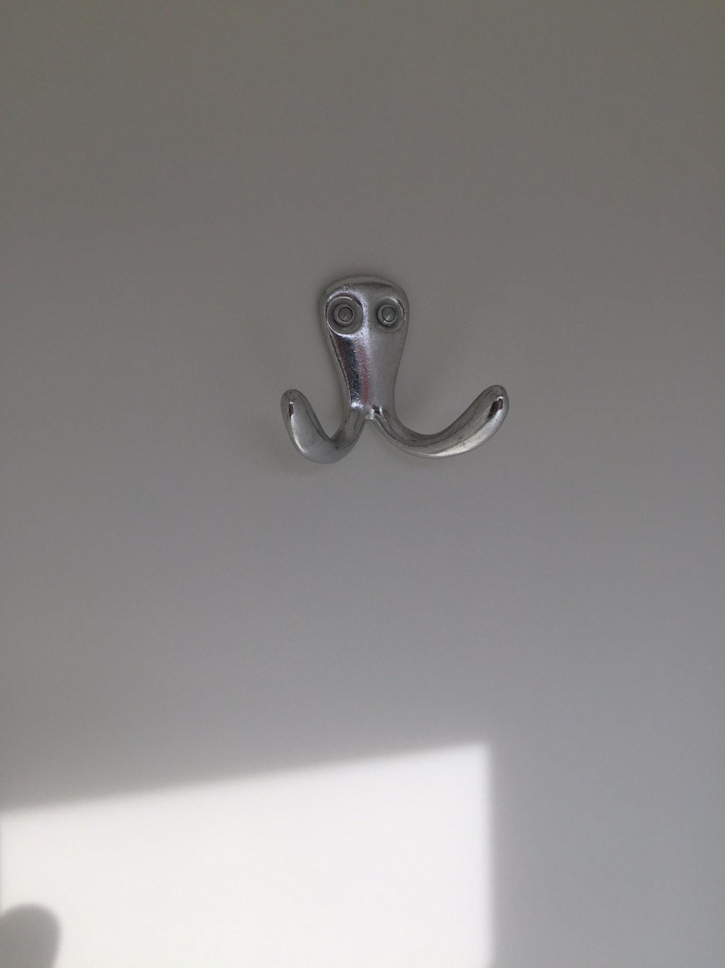 HOSPITAL ELECTRONIC KEYLESS LOCKER CABINET CompX REGULATOR LOCK CLOSET FREE SHIP