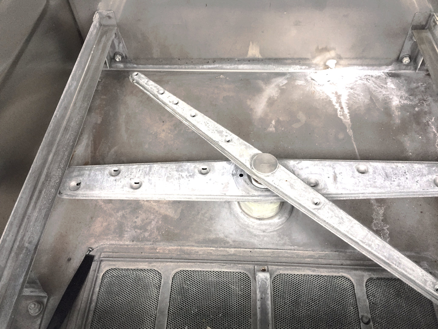 HOBART LXIC COMMERCIAL AUTOMATIC UNDERCOUNTER DISHWASHER WASHING PERFECTFREESHIP