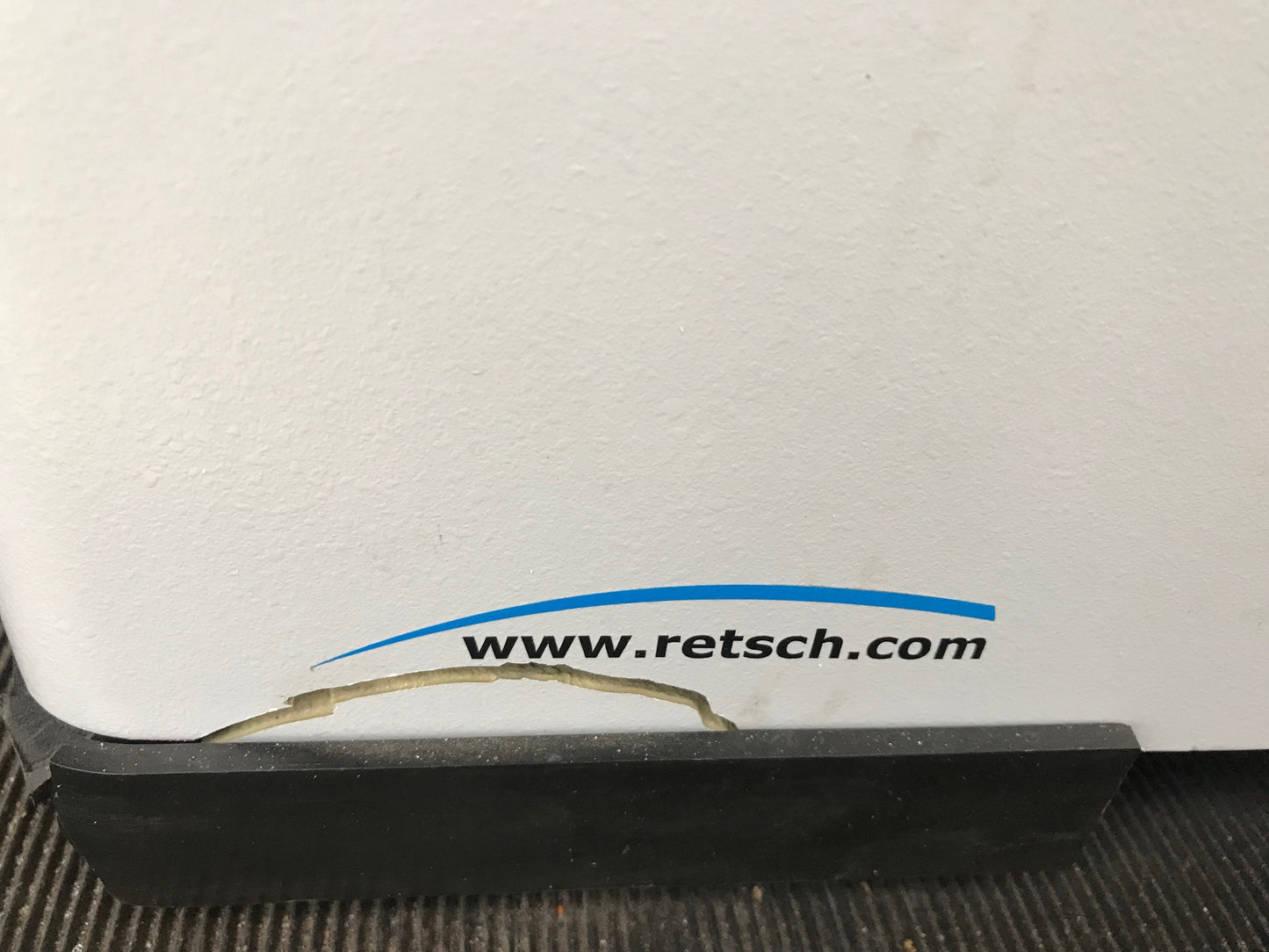 RETSCH PM 200 DOUBLE GRINDER PLANETARY TWO STATION BALL MILL WATCHVIDEO FREESHIP