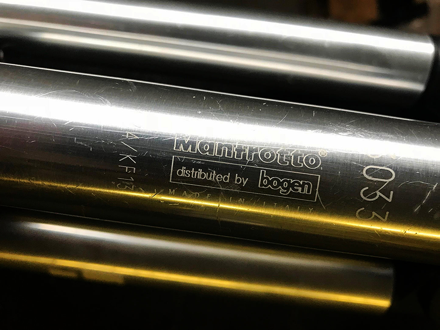 MANFROTTO 3033 PROFESSIONAL TRIPOD & 3126 FLUID HEAD w/ CASE by BOGEN  FREE SHIP