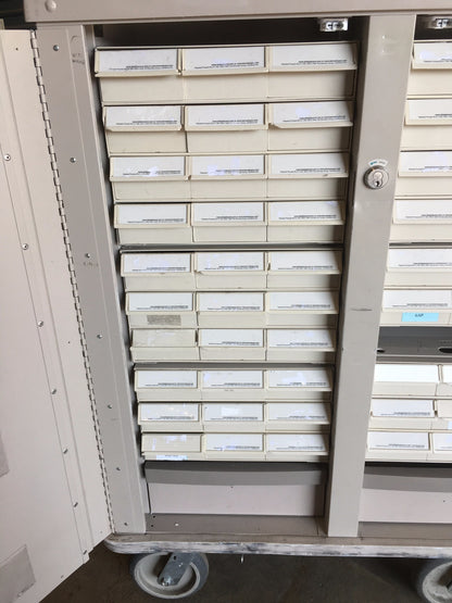 LIONVILLE PHARMACY MEDICINE STORAGE HOSPITAL DISTRIBUTION CRASH CART FREESHIPING