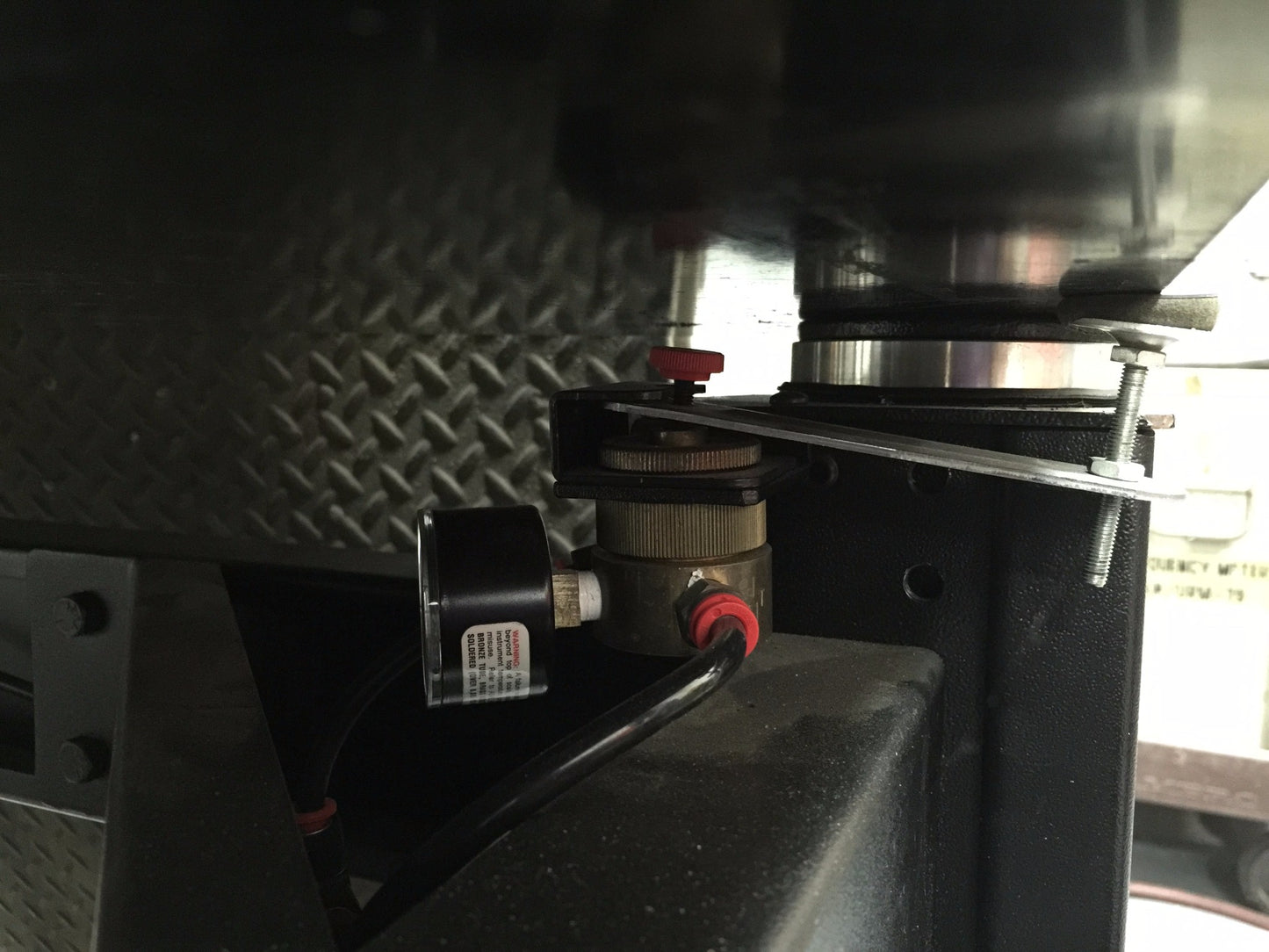 TMC STEEL HONEYCOMB OPTICAL TOP TABLE CLEANTOP III MODEL 78-23764-01