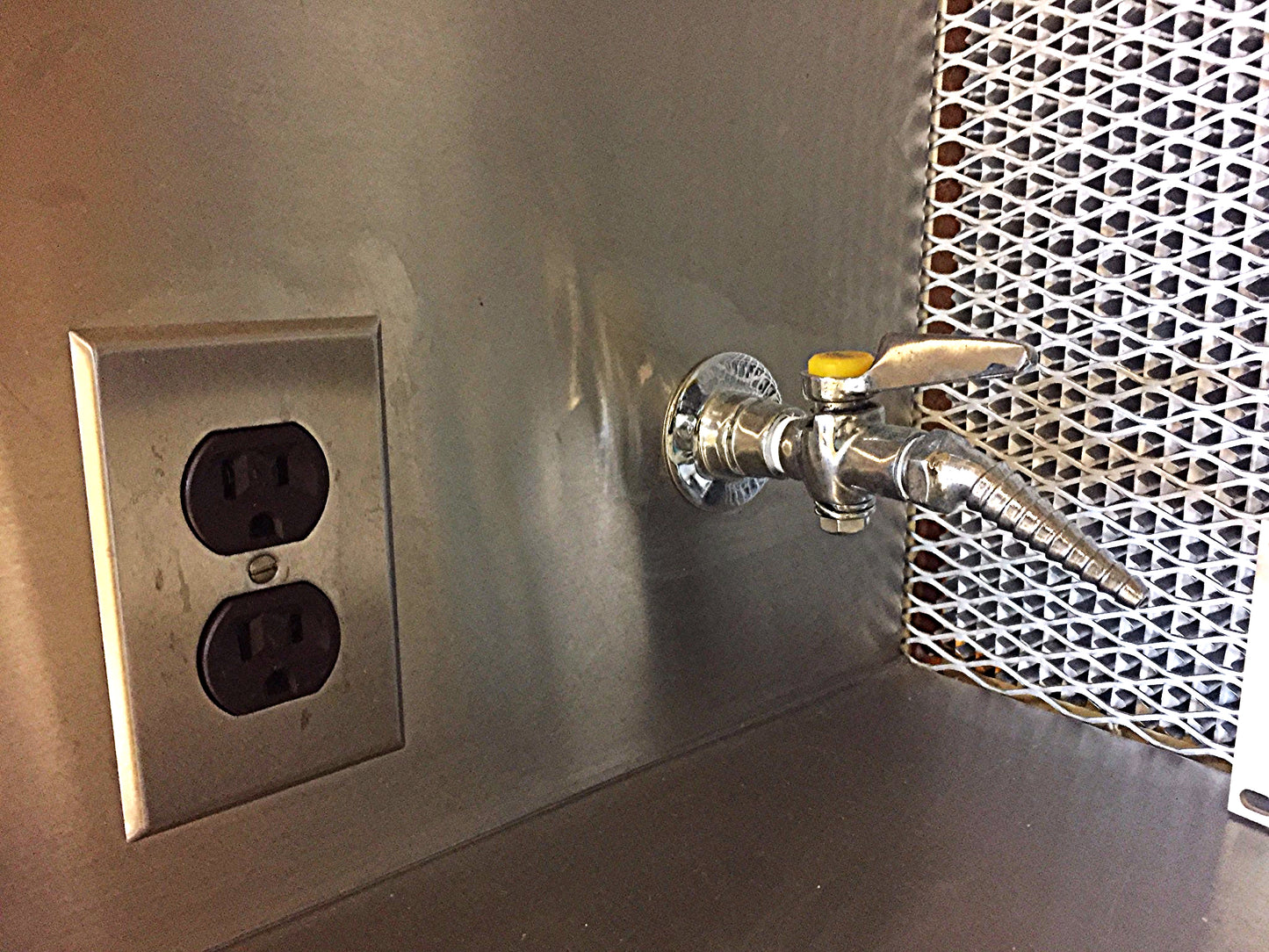 BAKER EDGEGARD EG-5252 HOOD Perfect Condition FREESHIP