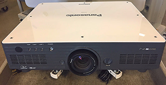 PANASONIC PT-D4000U DLP PROJECTOR XGA1600:1 4000LUMEN DualLamp DVI/HD15 FREESHIP