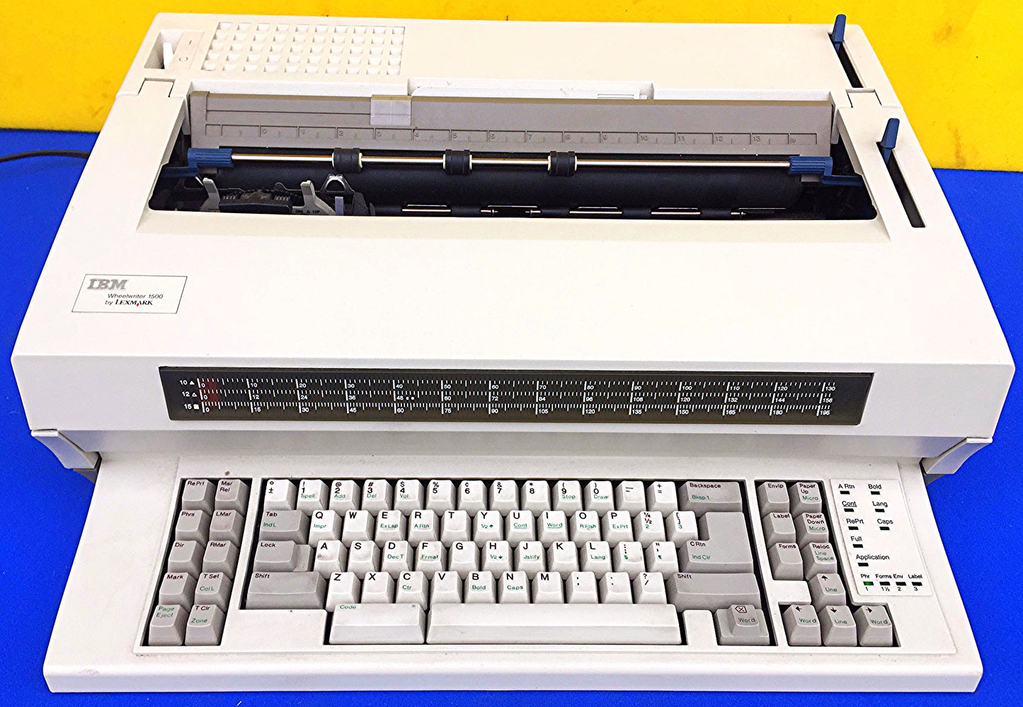 IBM WHEELWRITER 1500 TYPEWRITER with RIBBON WATCH VIDEOthisunit WORKING FREESHIP