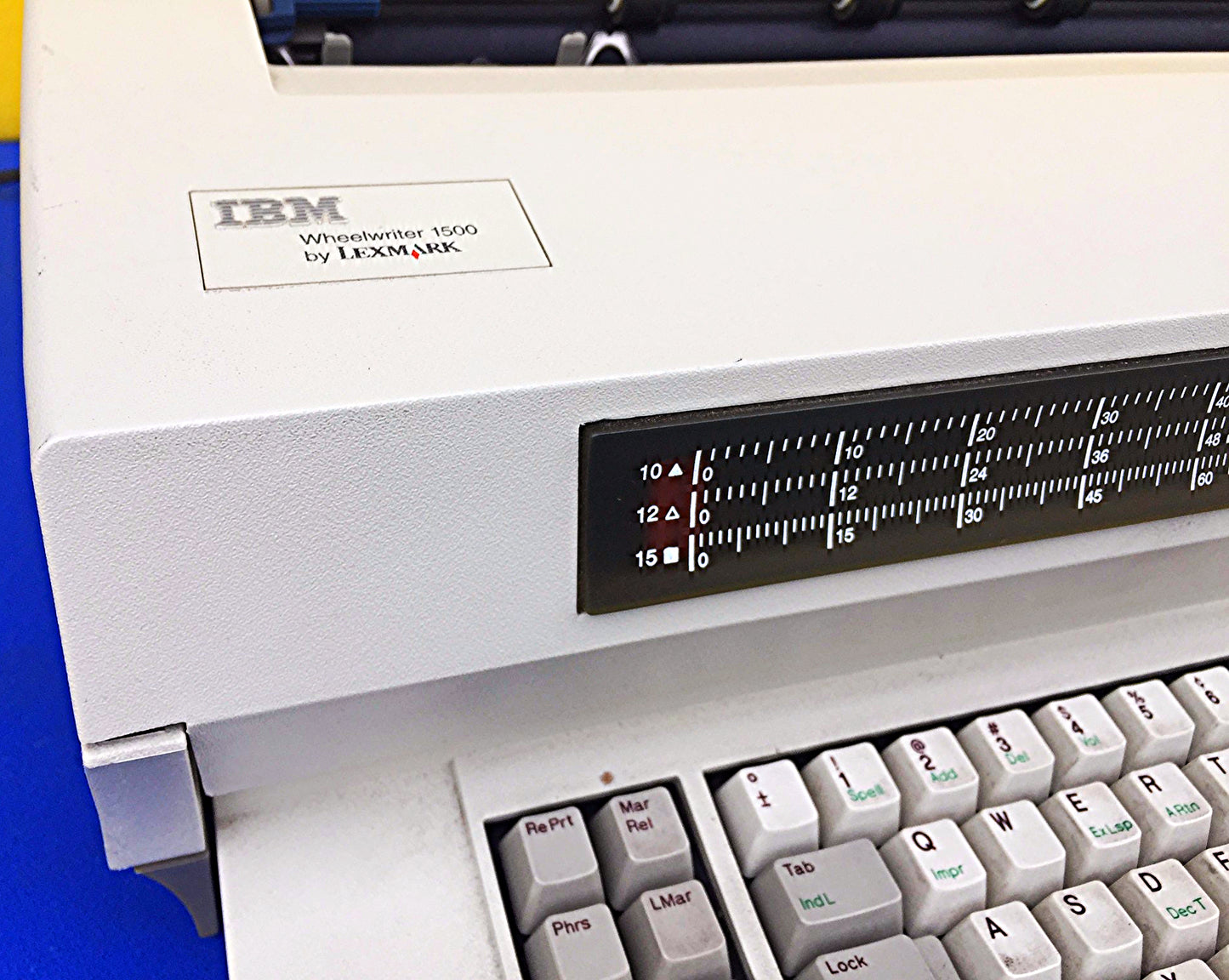 IBM WHEELWRITER 1500 TYPEWRITER with RIBBON WATCH VIDEOthisunit WORKING FREESHIP