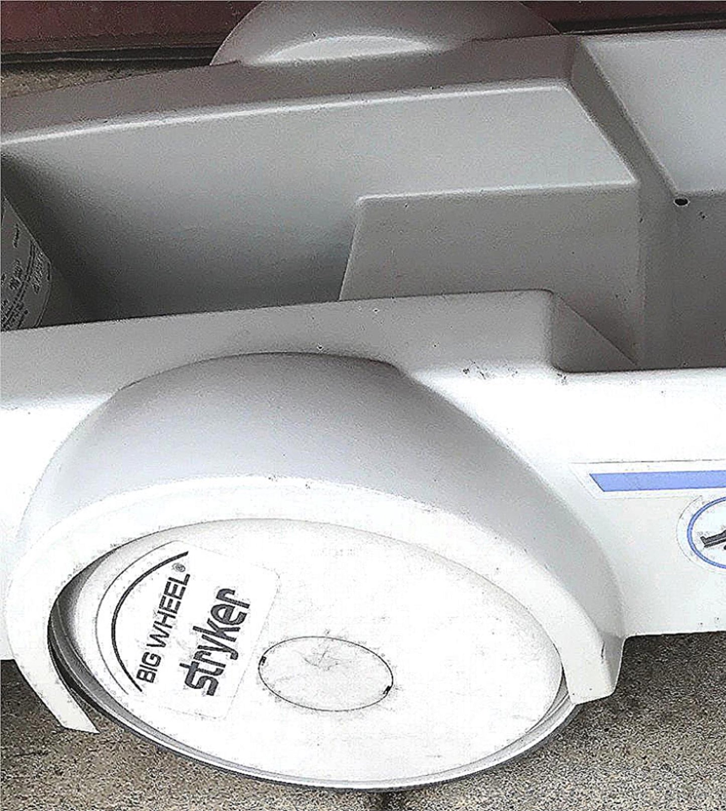 STRYKER 1015 BIG WHEEL HOSPITAL EMERGENCY MATTRESS GURNEY BED STRETCHER FREESHIP