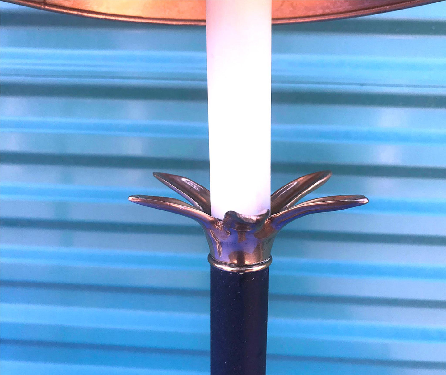 PAIR ORIGINALMID CENTURY FREDERICK COOPER BRASS CANDLESTICK PINEAPPLE LAMP SHADE