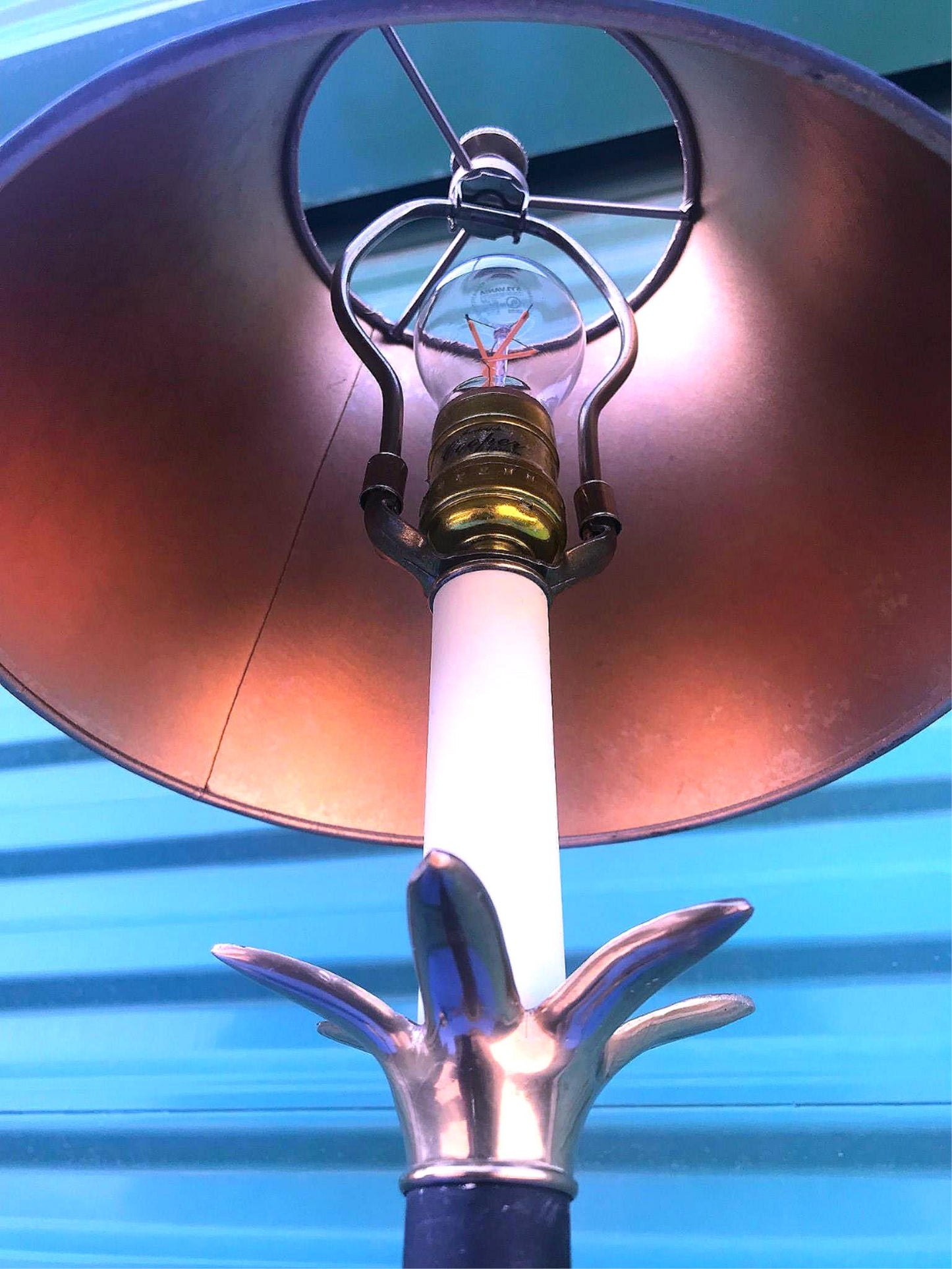 PAIR ORIGINALMID CENTURY FREDERICK COOPER BRASS CANDLESTICK PINEAPPLE LAMP SHADE