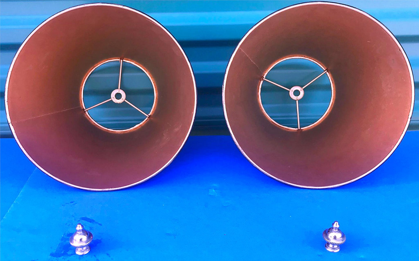 PAIR ORIGINALMID CENTURY FREDERICK COOPER BRASS CANDLESTICK PINEAPPLE LAMP SHADE