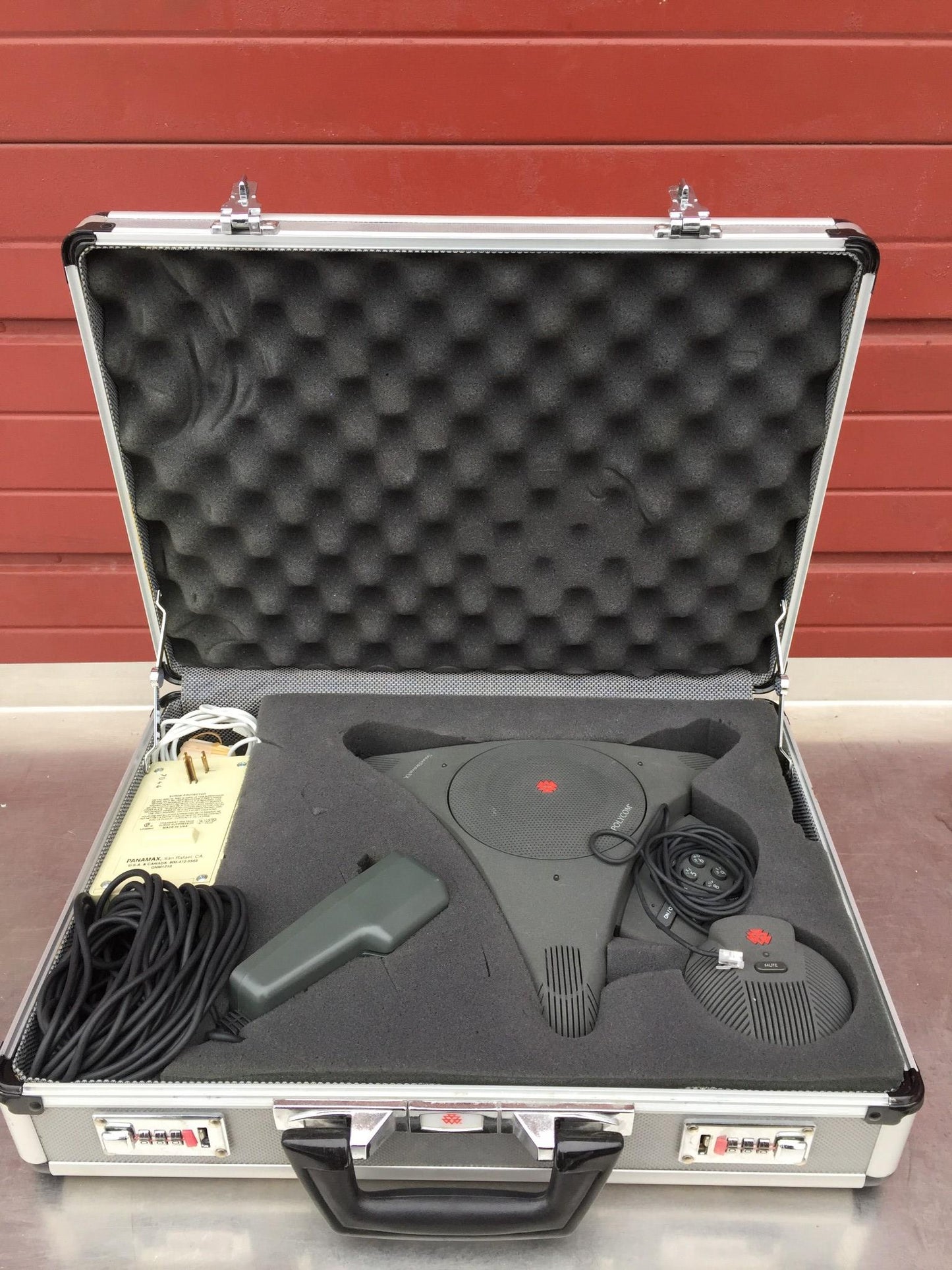 POLYCOM SOUNDSTATION EX H4170C CONFERENCE PHONE & CASE GUARANTEED WORK FREE SHIP