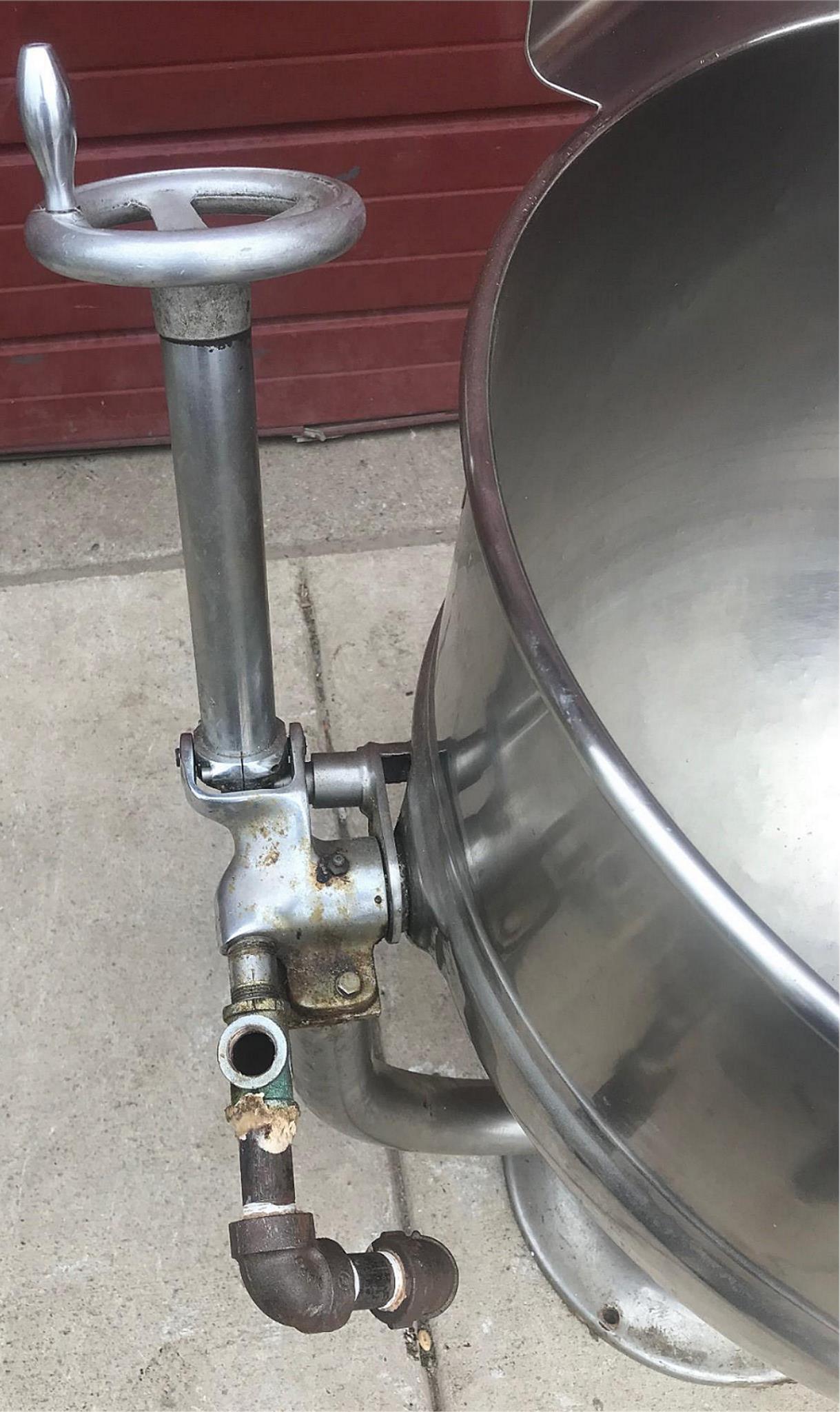 GROEN D2-40 MANUAL CRANK TILT 40 GALLON DIRECT STEAM KETTLE FREE BUSINESS SHIP