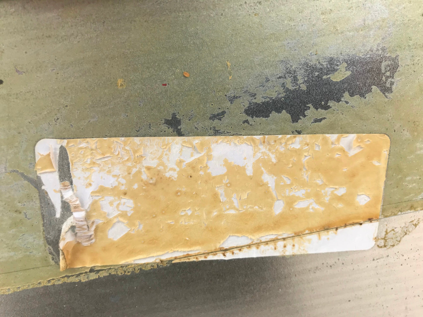 COMMERCIAL EXHAUST VENT 28x25x25 ALUMINUM ROOF MOUNT TIERED NON POWERED FILTERED