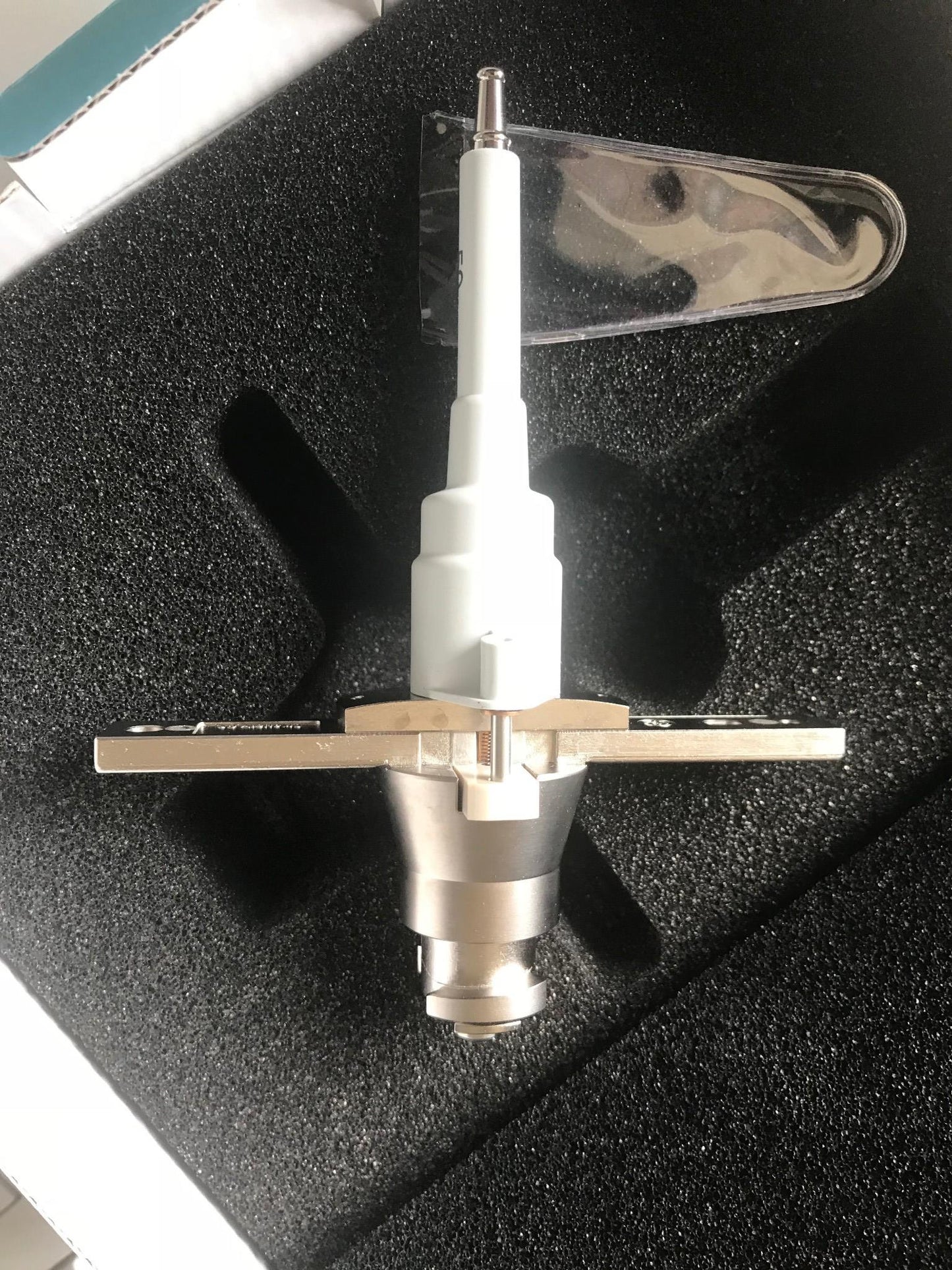 EPPENDORF epMOTION EM5070 SISMATIC IPC627C Liquid Handler w SOFTWARE WATCH VIDEO