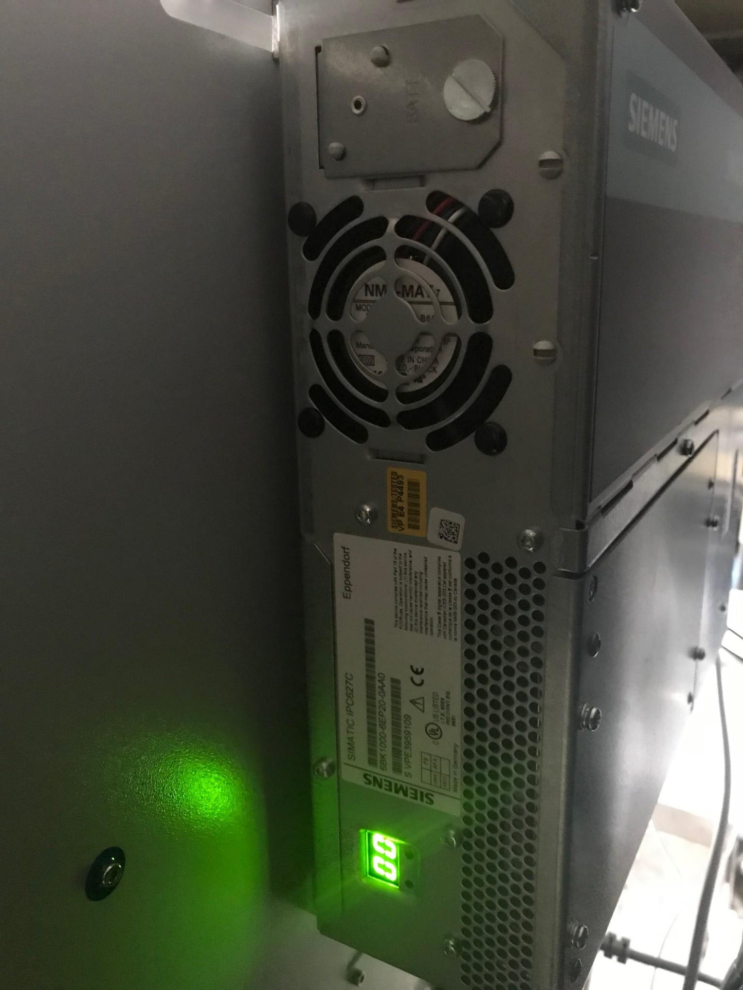 EPPENDORF epMOTION EM5070 SISMATIC IPC627C Liquid Handler w SOFTWARE WATCH VIDEO