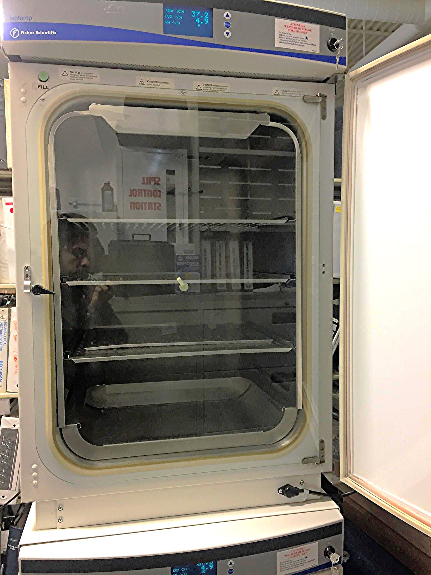 FISHER SCIENTIC ISOTEMP CO2 DOUBLE INCUBATOR 100%GUARANTEED WATCH VIDEO FREESHIP