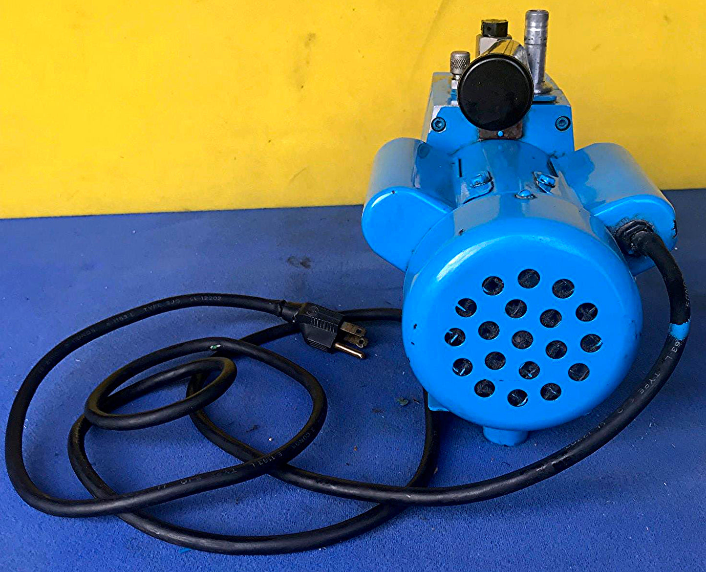 GCA PRECISION DD 20 VACUUM PUMP CAT 10422-15 Vac Torr 20 WATCH VIDEO FREE SHIP