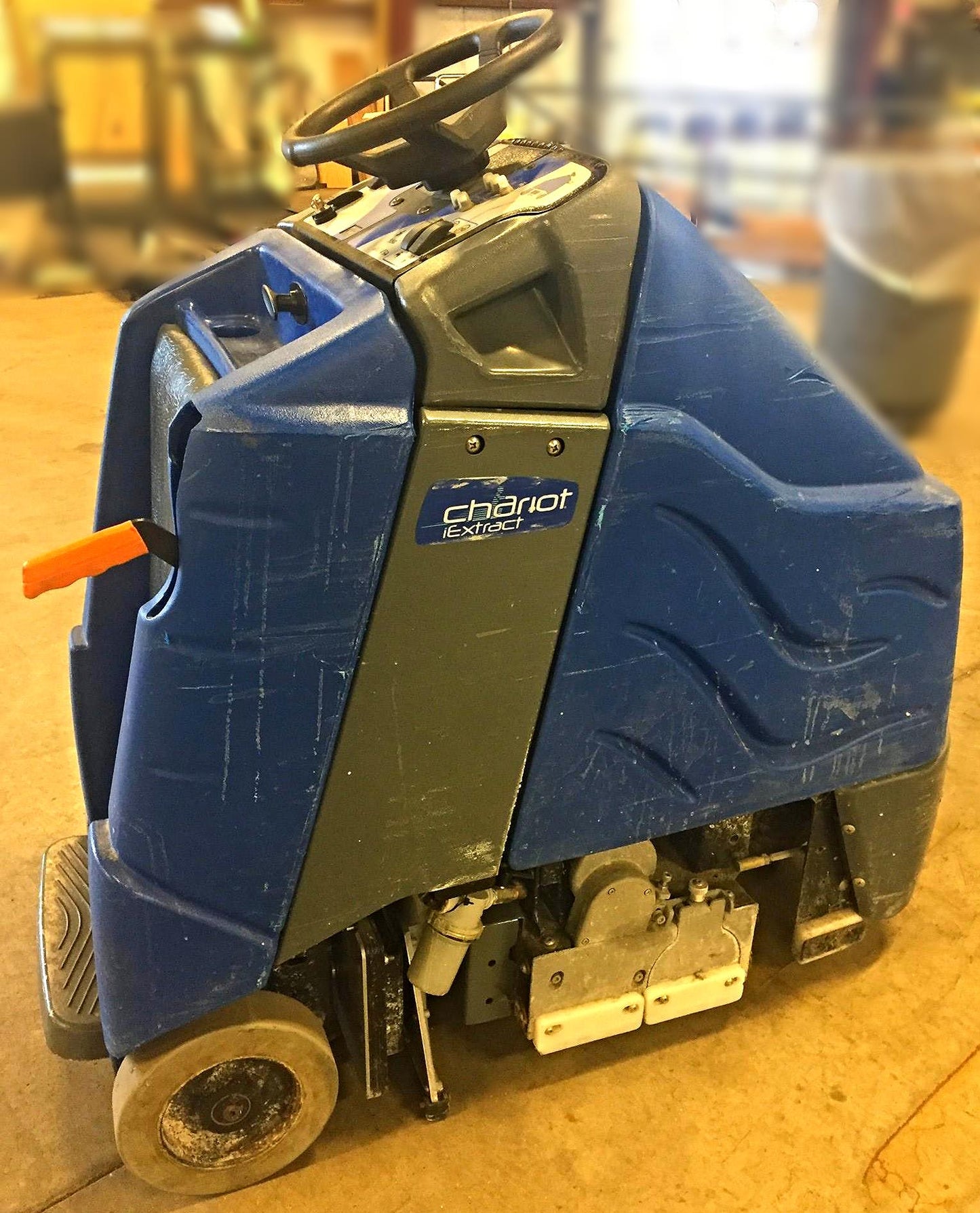 CHARIOT iEXTRACT WALK BEHIND CARPET SCRUBBER with CHARGER WATCH VIDEO FREE SHIP