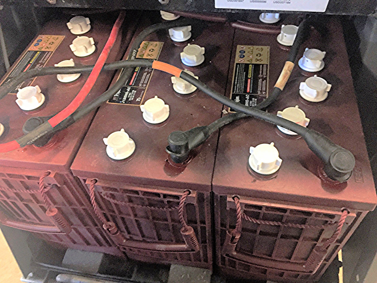 CHARIOT iEXTRACT WALK BEHIND CARPET SCRUBBER with CHARGER WATCH VIDEO FREE SHIP