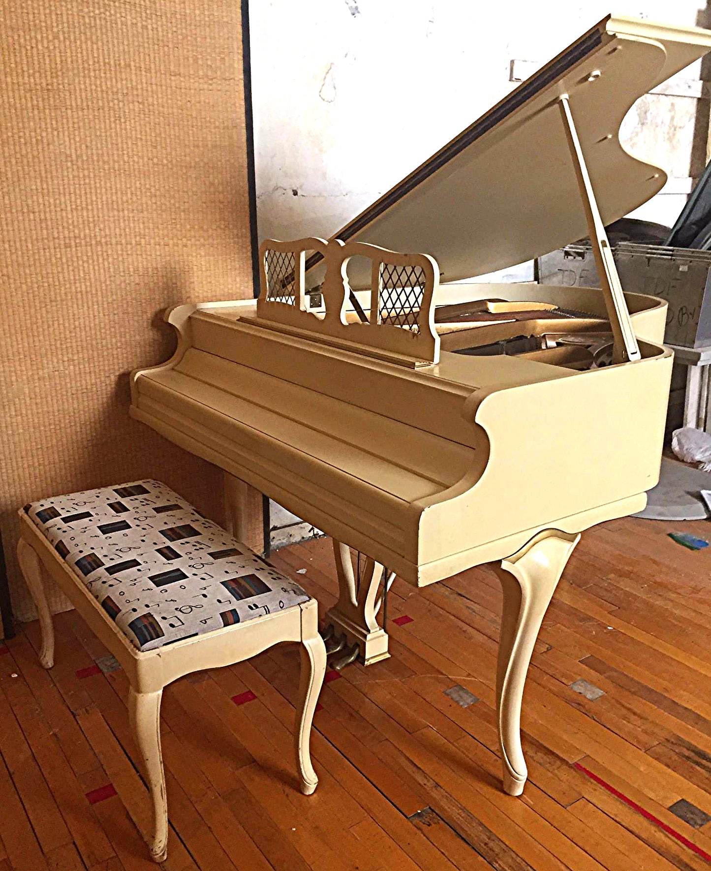 CHICKERING BABY GRAND PIANO & STOOL 56"wide x 65"deep PerfectCondition FREESHIP