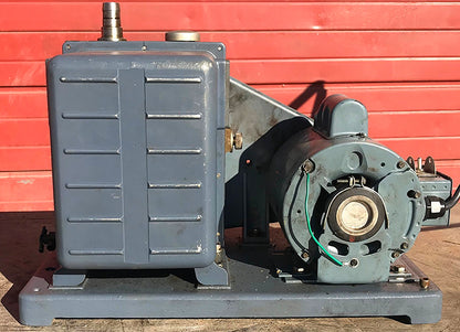 WELCH DUOSEAL 1402 Rotary Vane Vacuum Pump Emerson 1/2HP 1725 Motor WATCH VIDEO