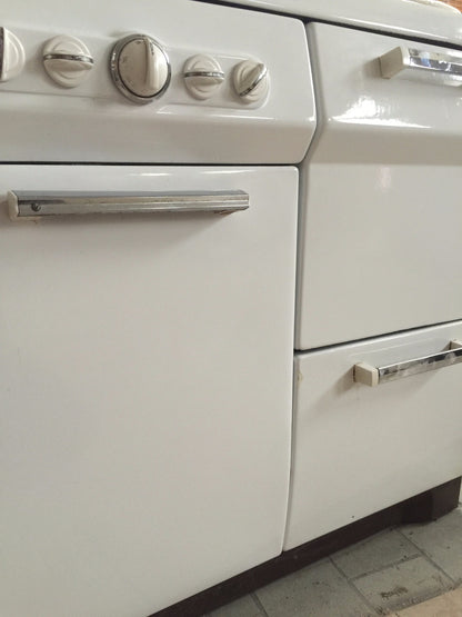 COMPLET VINTAGE NORGE GAS RANGE STOVE WHITE PORCELAIN ENAMEL BURNER OVEN BROILER