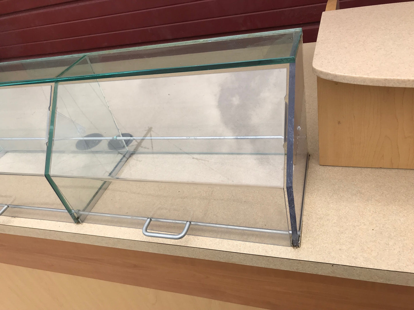 CORE CONCEPTS CORELINE COFFEE KIOSK MERCHANDISER 120/240 VOLT 70 AMP FREE SHIP