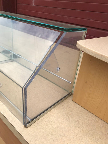 CORE CONCEPTS CORELINE COFFEE KIOSK MERCHANDISER 120/240 VOLT 70 AMP FREE SHIP