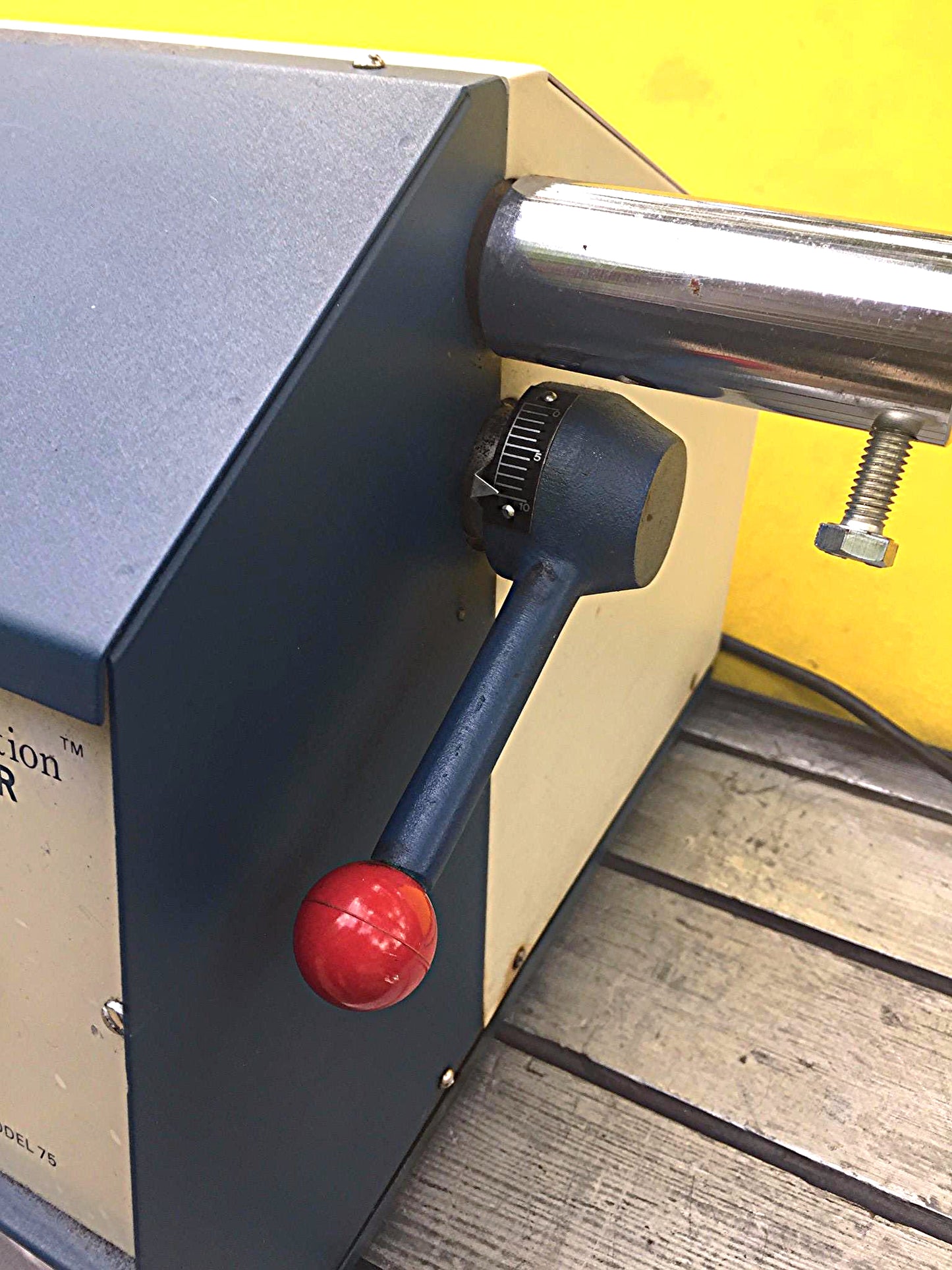 BURRELL MODEL 75 WRIST ACTION LAB SHAKER MIXER STIRRER SIMETHICONE WATCHVIDEO