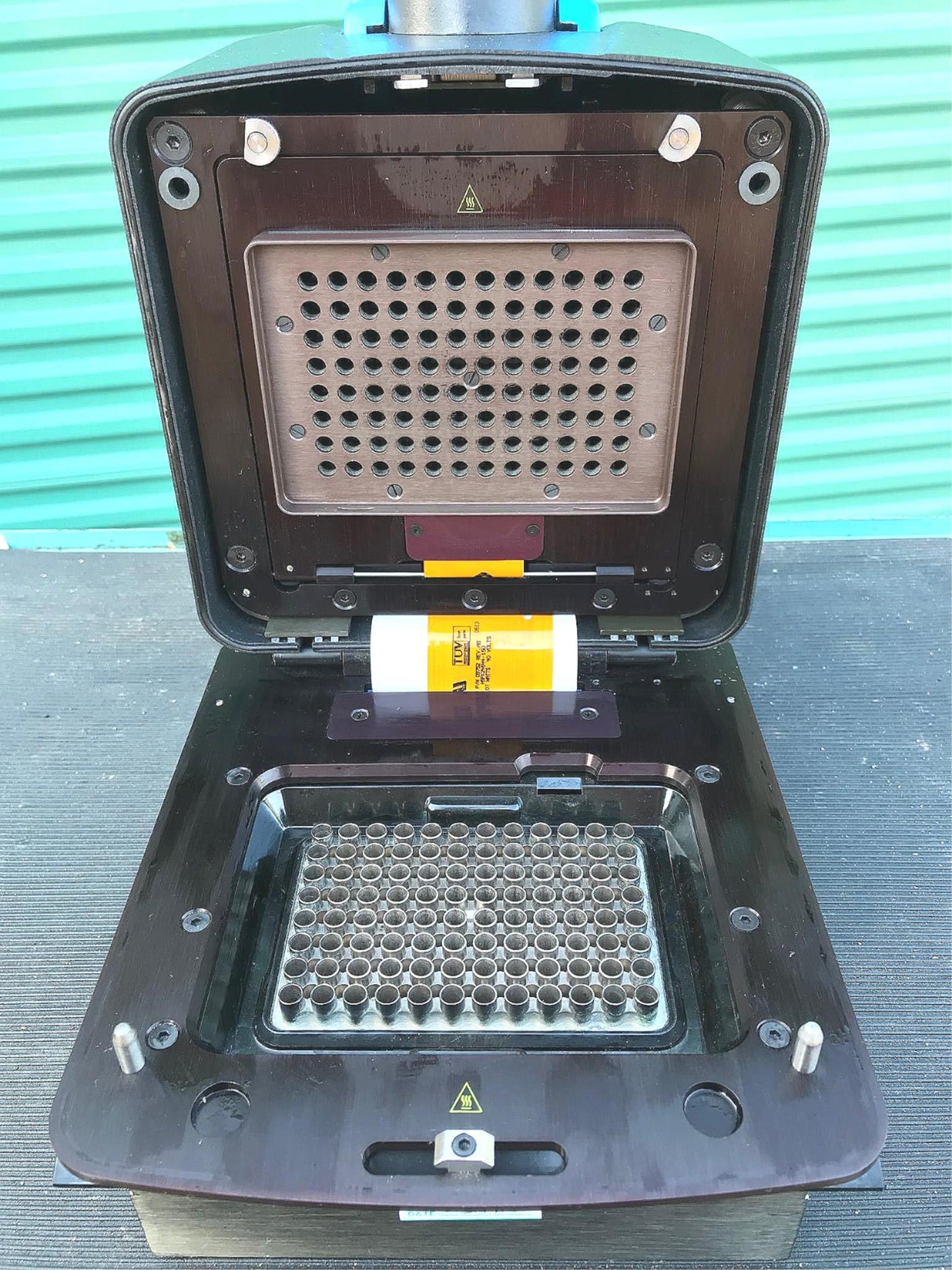 MJ RESEARCH BIO RAD CFD-3240 CHROMO4 ALPHA BLOCK ASSEMBLY FLUORESCENCE DETECTOR