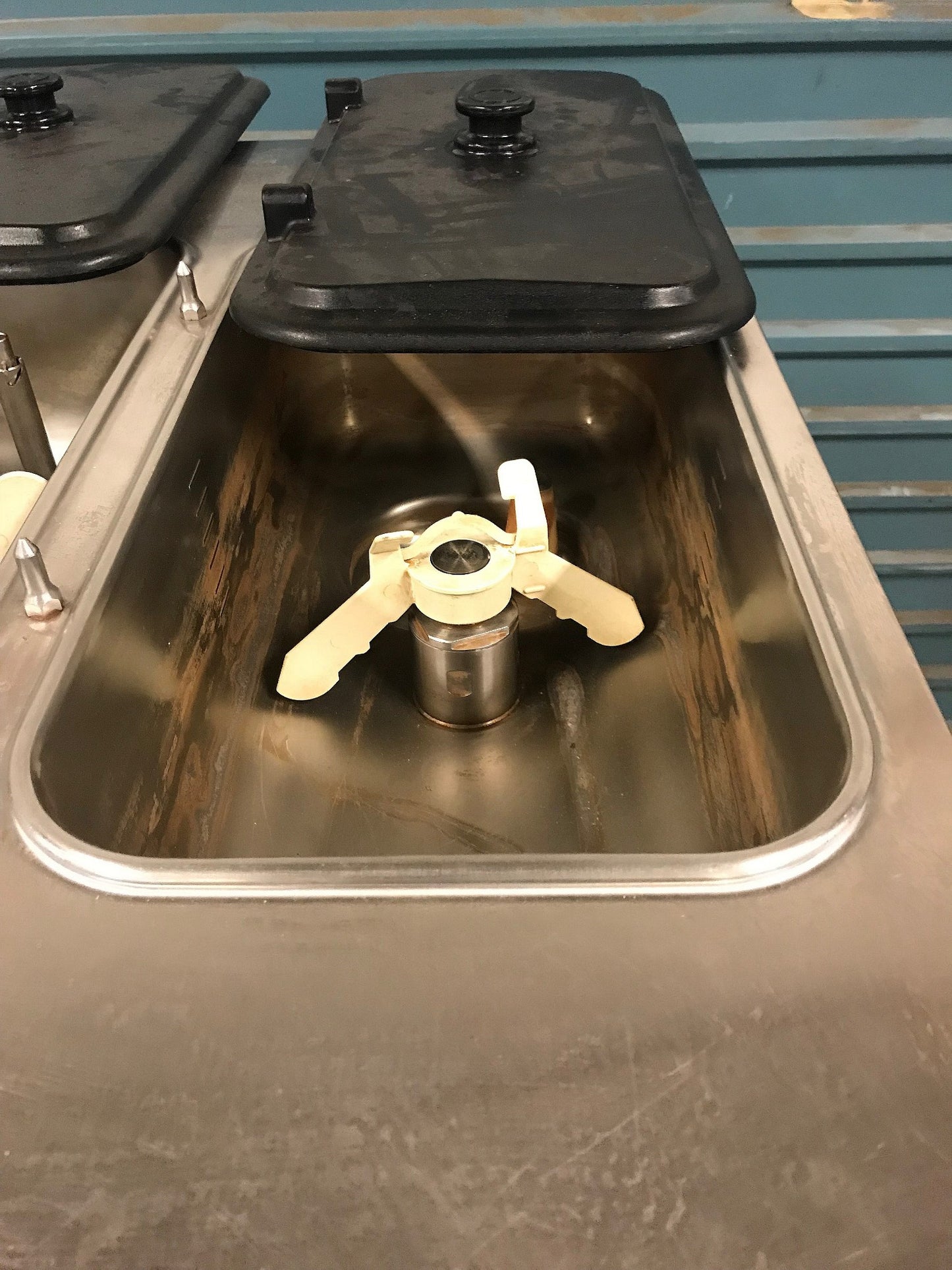 TAYLOR CROWN C717‑33 YOGURT ICE CREAM SHAKE SOFT FREEZER WHEELS MANUAL FREE SHIP