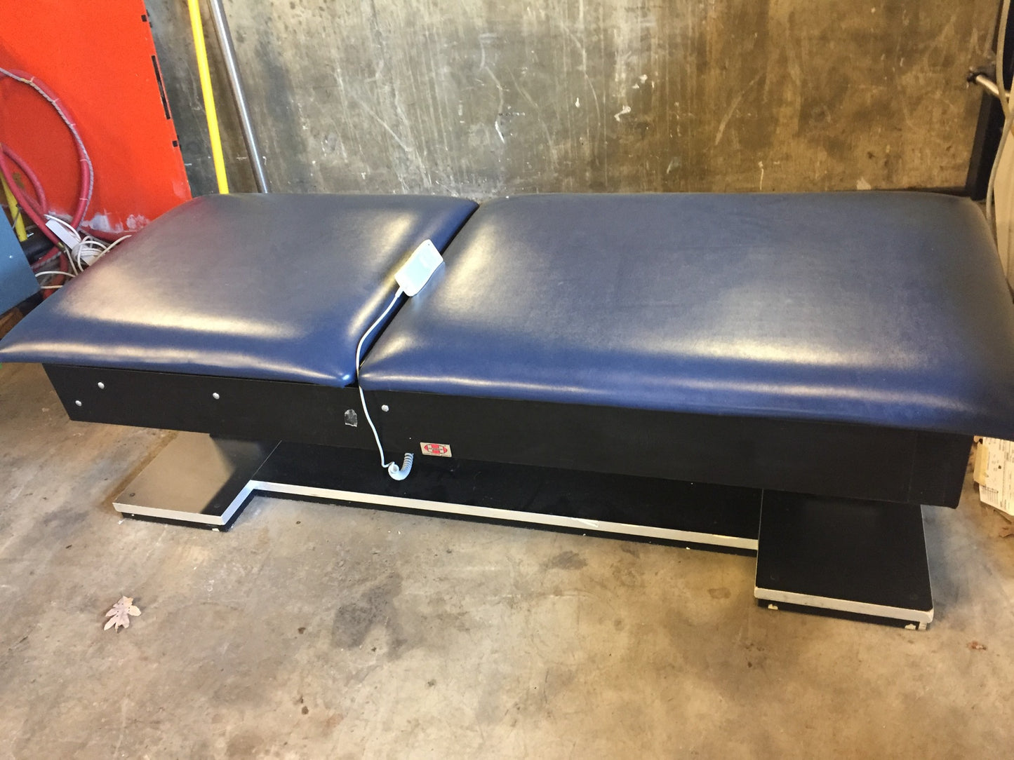 HAUSMANN 4795 HI LO POWER BARIATRIC TABLE BACK-REST REMOTE WATCH VIDEO FREE SHIP