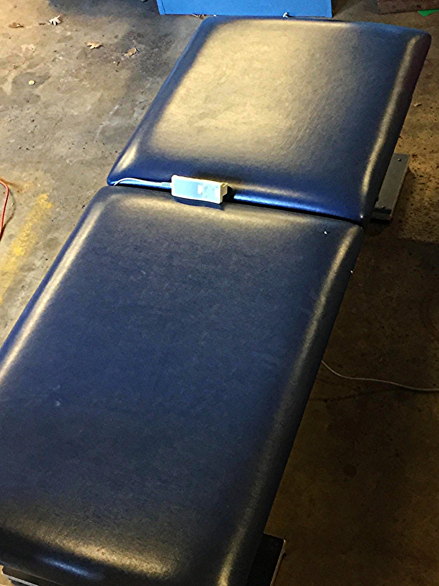 HAUSMANN 4795 HI LO POWER BARIATRIC TABLE BACK-REST REMOTE WATCH VIDEO FREE SHIP