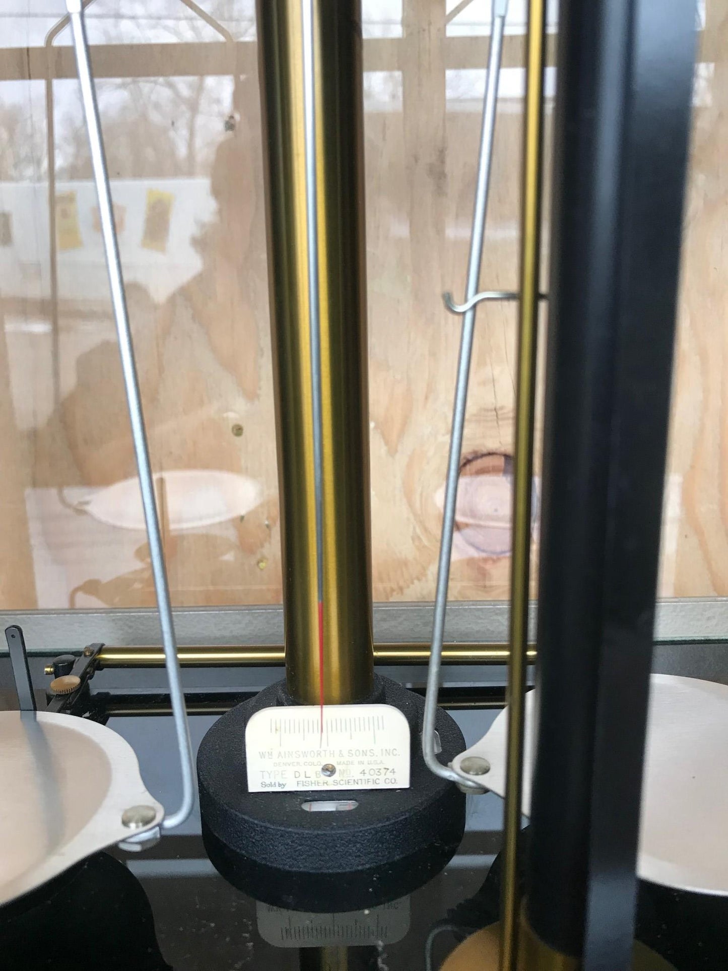 VINTAGE FISHER SCIENTIFIC ENCLOSED 200g APOTHECARY CHAINOMATIC BALANCE FREE SHIP