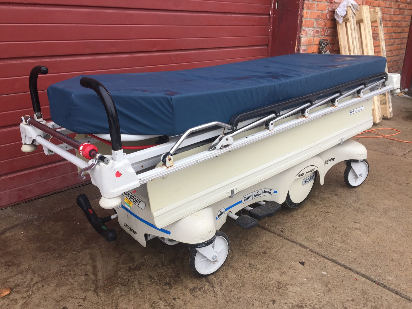 STRYKER 721 BIG WHEEL PAD GLIDEAW HOSPITAL EMERGENCY GURNEY BED STRETCHER CLINIC