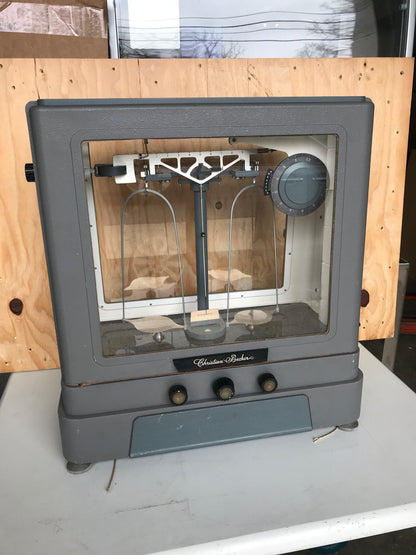 VINTAGE CHRISTIAN BECKER ENCLOSED 200 g APOTHECARY CHAINOMATIC BALANCE FREE SHIP