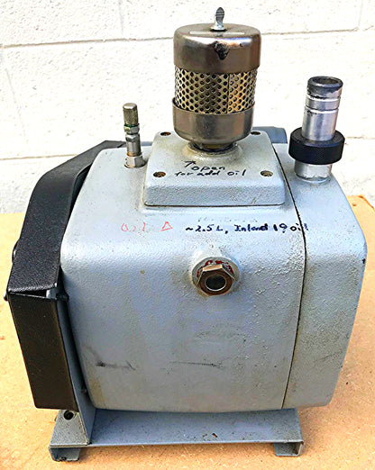 PRECISION SCIENTIFIC MODEL D 150 ROTARY VANE VACUUM PUMP WATCH VIDEO FREE SHIP