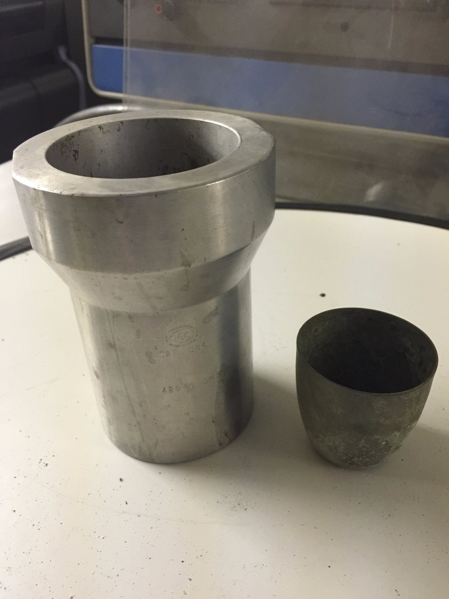 INTERNATIONAL IEC CENTRIFUGE SIZE 2 MODEL K REFURBISHED & ROTOR 6 MONTH WARRANTY