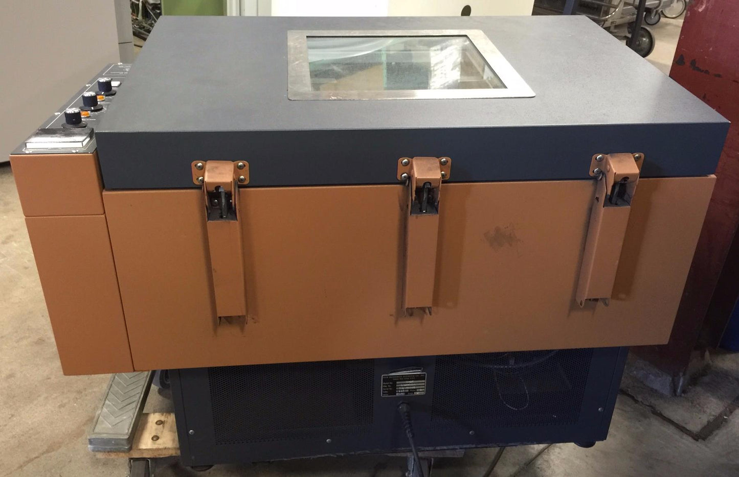 EPPENDORF NEW BRUNSWICK G 25 SHAKER INCUBATOR WATCH VIDEO WONDERFUL OPERAT CONDI