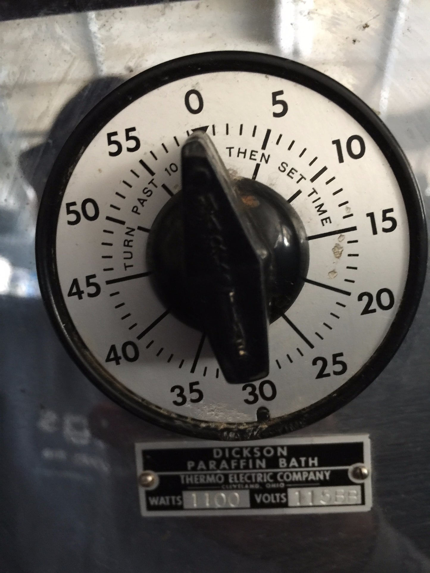 DICKSON PROFESSIONAL PARAFFIN BATH WITH LID FOOT HOSPITAL