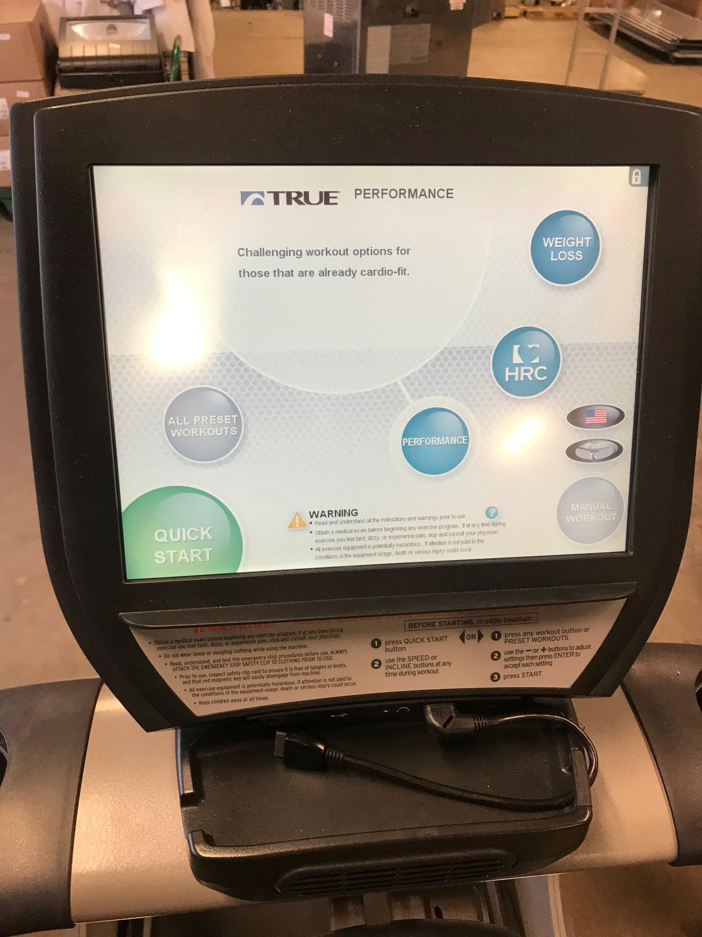 TRUE CS800 with TOTAL BODY TRAINING TOUCH SCREEN HEAVY DUTY TREADMILL WATCHVIDEO