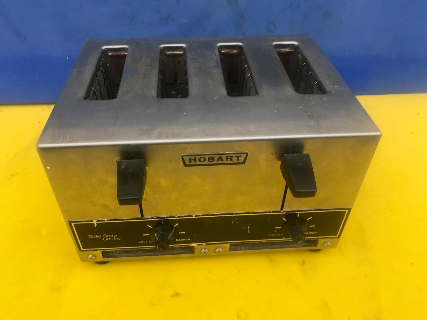 HOBART ET-27 - 4 SLOTS COMMERCIAL POP UP TOASTER 240 VOLTS FREE SHIPPING