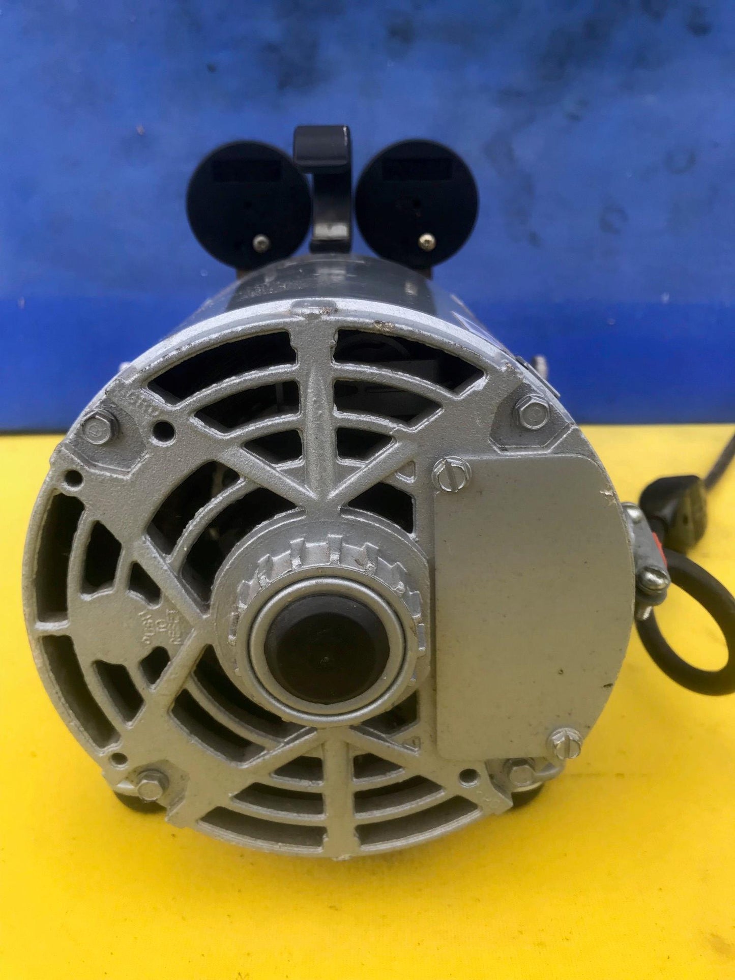 GE 5KH33DN16JX VACUUM PUMP 1/6 HP G8GCX Lab Industrial WATCH VIDEO FREE SHIPPING