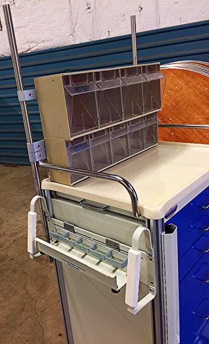 ARMSTRONG MEDICAL A-SMART CRASH SUPREME CLINIC LAB TOOL CART w/ BINS HEAVY DUTY