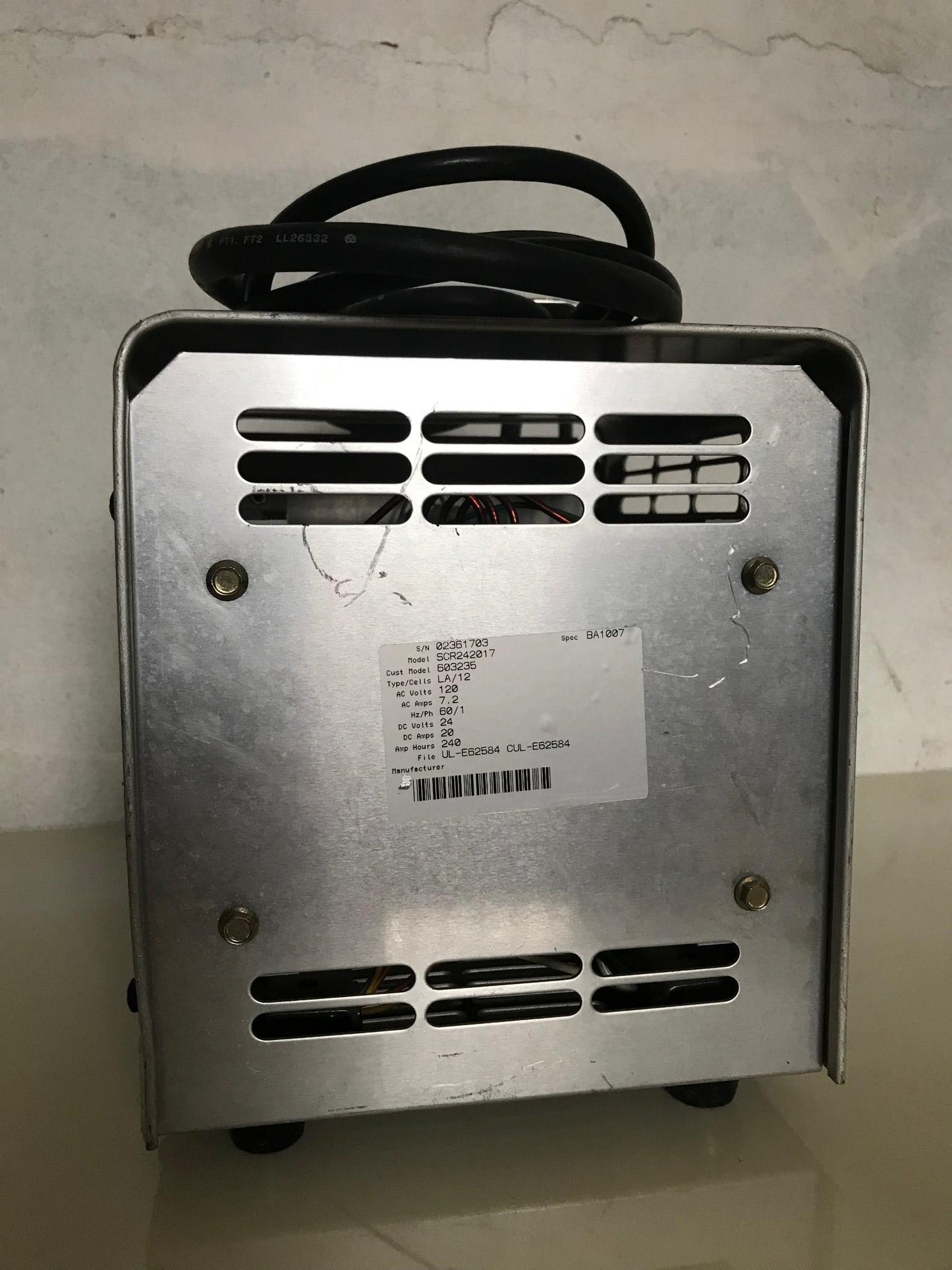 MAC SCR 24 VOLT BATTERY CHARGER