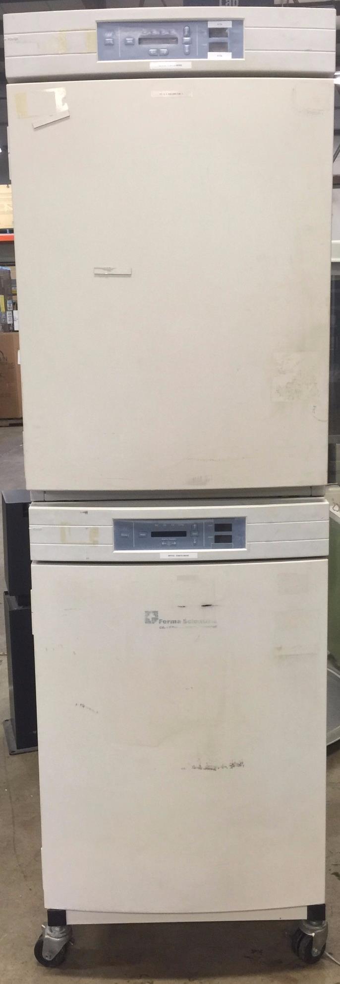 FORMA INCUBATOR Water Jacketed Double Stack Model 3110 CO2 Wheels PERFECT Condit